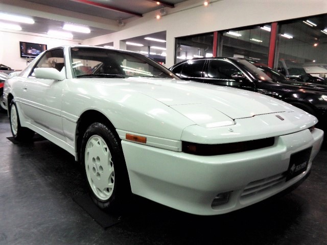 中古車 トヨタ スープラ 3 0 Gtターボ エアロトップ Us左ハンドル赤革インテリアエアロtop の中古車詳細 58 000km ホワイト 大阪府 Sold Out 中古車情報 中古車検索なら 車選びドットコム 車選び Com