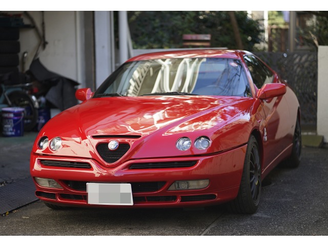 中古車 アルファロメオ アルファgtv 2 0 V6 Tb アルファコルセ 限定車 カーボンボンネット Etc の中古車詳細 91 800km ロッソアルファ 神奈川県 Sold Out 中古車情報 中古車検索なら 車選びドットコム 車選び Com