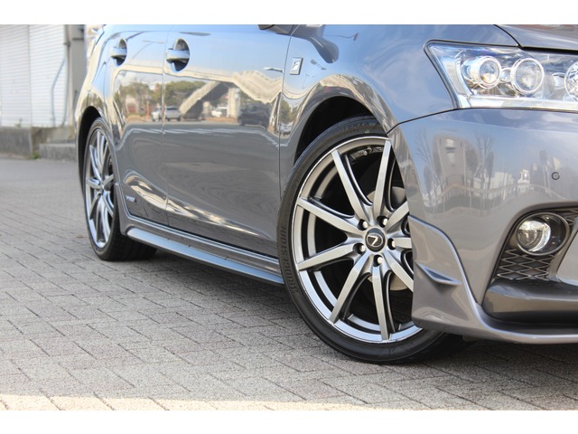 中古車 レクサス Ct0h Fスポーツ マークレビンソン レーダークルーズ Sr の中古車詳細 71 100km マーキュリーグレー ブラック 兵庫県 218万円 中古車情報 中古車検索なら 車選びドットコム 車選び Com