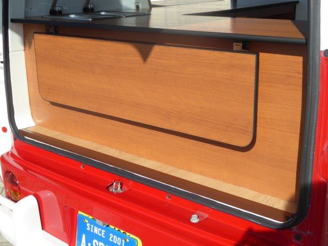 中古車 スズキ エブリイ Pc リミテッド ハイルーフ 移動販売車 ワーゲンバス仕様 の中古車詳細 164km レッド ホワイト 三重県 2万円 中古車情報 中古車検索なら 車選びドットコム 車選び Com