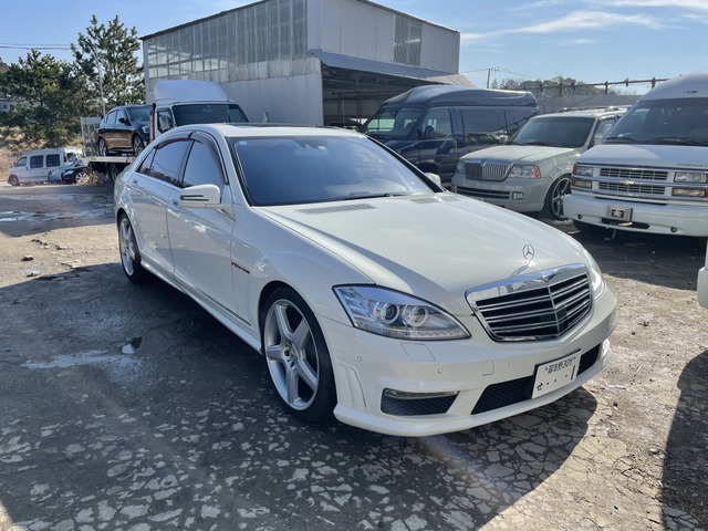 中古車 メルセデス ベンツ S600ロング 517馬力v12ツインターボ の中古車詳細 77 000km カルサイトホワイト 千葉県 235万円 中古車情報 中古車検索なら 車選びドットコム 車選び Com