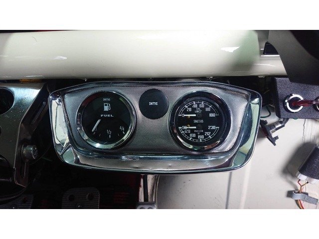 中古車 ローバー ミニ クーパー1 3 キャブ センターメーター 68 000km ホワイト 黒 福岡県 193万円 中古車情報 中古車検索なら 車選びドットコム 車選び Com