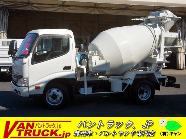 中古車 日野 デュトロ ミキサー車 コンクリートミキサー車 カヤバ製 3t積 の中古車詳細 59 0km ホワイト 埼玉県 Sold Out 中古車情報 中古車検索なら 車選びドットコム 車選び Com