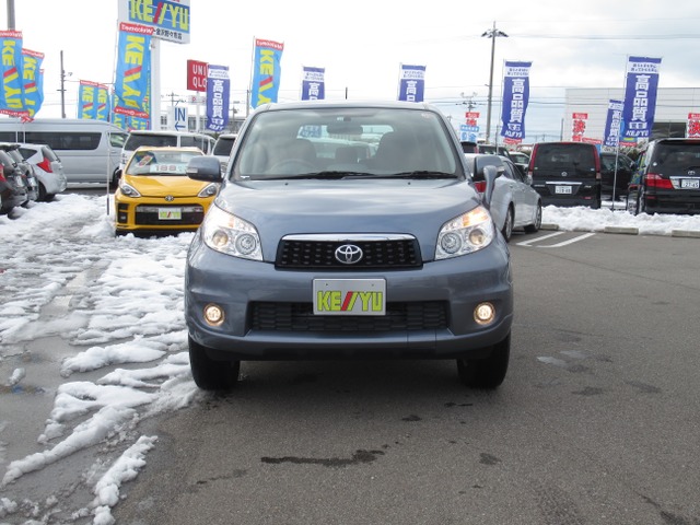 中古車 トヨタ ラッシュ 1 5 G 4wd 後期型禁煙車 Bt対sdナビ ジオランダ の中古車詳細 46 605km チタニウムグレーメタリック 石川県 75 9万円 中古車情報 中古車検索なら 車選びドットコム 車選び Com