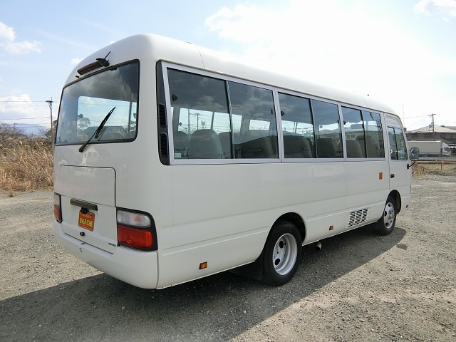 中古車 トヨタ コースター Lx 26人乗り Lx H R D Turbo の中古車詳細 31 000km ホワイト 福岡県 5万円 中古車情報 中古車検索なら 車選びドットコム 車選び Com