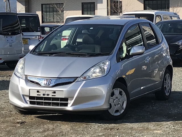 中古車 ホンダ フィットハイブリッド アイドリングストップ Etc の中古車詳細 132 000km シルバー 佐賀県 23万円 中古車情報 中古車検索なら 車選びドットコム 車選び Com 中古車 ホンダ フィットハイブリッド アイドリングストップ Etc の中古車詳細 132 000km シルバー 佐賀県 23万円 中古車情報 中古車検索なら 車選びドットコム 車選び Com