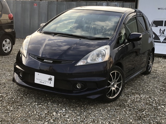 中古車 ホンダ フィット 1 5 Rs ワンセグ バックカメラ 社外ホイール の中古車詳細 63 301km パープル 福岡県 44 8万円 中古車情報 中古車検索なら 車選びドットコム 車選び Com