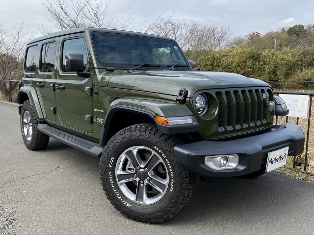 中古車 クライスラー ジープ ラングラーアンリミテッド サハラ スカイワンタッチパワートップ 4wd 日本限定150台 Bfグッドリッチタイヤ の中古車詳細 4 000km サージグリーン 神奈川県 638万円 中古車情報 中古車検索なら 車選びドットコム 車選び Com
