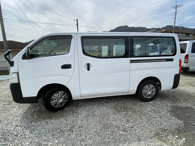 中古車 日産 Nv350キャラバン の中古車詳細 159 000km ホワイト 兵庫県 79 9万円 中古車情報 中古車検索なら 車 選びドットコム 車選び Com