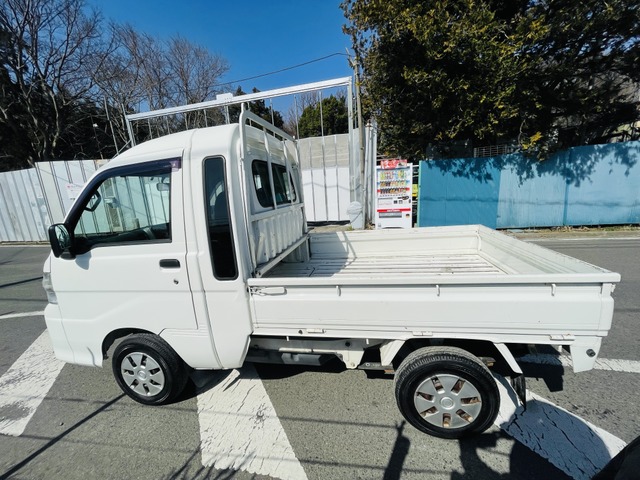 中古車 ダイハツ ハイゼットトラック ジャンボ 4wd オートマ 軽トラ Ps Ac キーレス の中古車詳細 101 846km ホワイト 神奈川県 Sold Out 中古車情報 中古車検索なら 車選びドットコム 車選び Com 中古車 ダイハツ ハイゼットトラック ジャンボ 4wd オートマ 軽トラ Ps Ac キーレス の中古車詳細 101 846km ホワイト 神奈川県 Sold Out 中古車情報 中古車検索なら 車選びドットコム 車選び Com