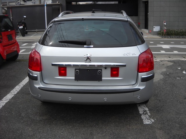 中古車 プジョー 407sw 3 0 の中古車詳細 86 000km シルバー 福岡県 29万円 中古車情報 中古車検索なら 車 選びドットコム 車選び Com