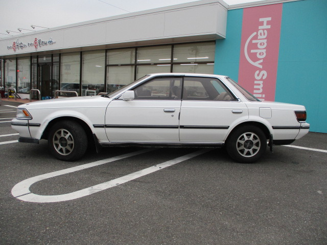 中古車 トヨタ カリーナed 2 0 X 禁煙 パワーウィンドウ Aw13インチ の中古車詳細 51 292km ホワイト 愛知県 Sold Out 中古車情報 中古車検索なら 車選びドットコム 車選び Com