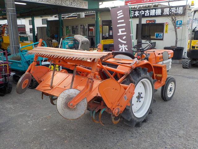 中古車 その他 クボタ トラクタ 岡山発○クボタ○B1600○サンシャイン の中古車詳細 (走行距離不明, オレンジ, 岡山県, 25万円) |  中古車情報・中古車検索なら【車選びドットコム（車選び.com）】