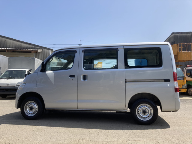 中古車 トヨタ タウンエースバン オートマ 商用車 積載750kg の中古車詳細 150 5km ホワイト 佐賀県 49 8万円 中古 車情報 中古車検索なら 車選びドットコム 車選び Com