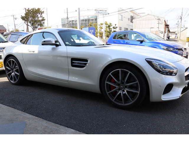 中古車 メルセデス ベンツ Amg Gt S の中古車詳細 5 500km 白 京都府 1 100万円 中古車情報 中古車検索なら 車 選びドットコム 車選び Com