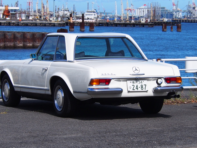 中古車 メルセデス ベンツ Sl 280slレストア車 の中古車詳細 104 000km ホワイト 神奈川県 1 199 9万円 中古車 情報 中古車検索なら 車選びドットコム 車選び Com