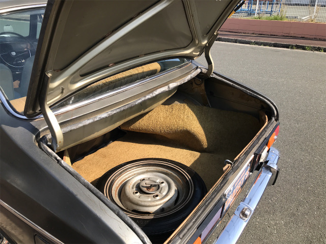 中古車 スバル その他 スバル スバル1000 スーパーデラックス の中古車詳細 92 563km グレー 静岡県 110万円 中古車 情報 中古車検索なら 車選びドットコム 車選び Com