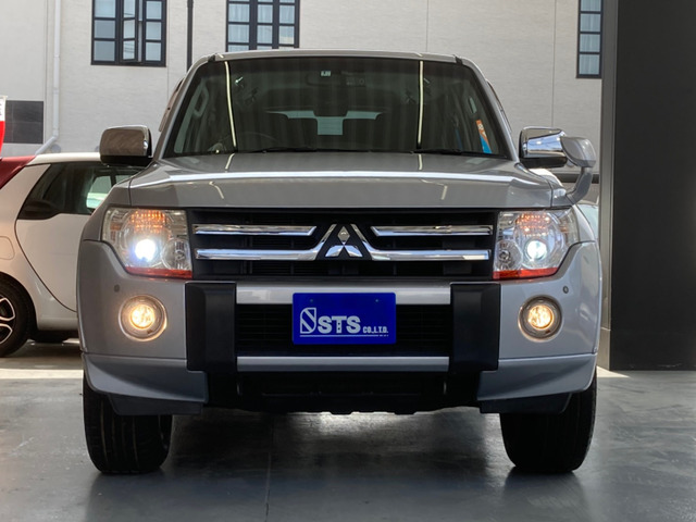 中古車 三菱 パジェロ 3 0 ロング Gr 4wd 社外グリル Ledヘッドライト ドラレコ の中古車詳細 45 250km シルバー 埼玉県 159 8万円 中古車情報 中古車検索なら 車選びドットコム 車選び Com