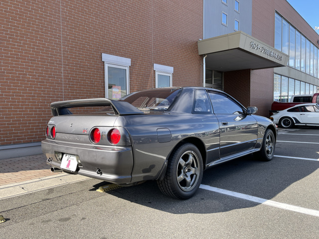 日産 スカイラインGT-R 2.6 4WD 動態保存車実走 1800km 内外極美 の