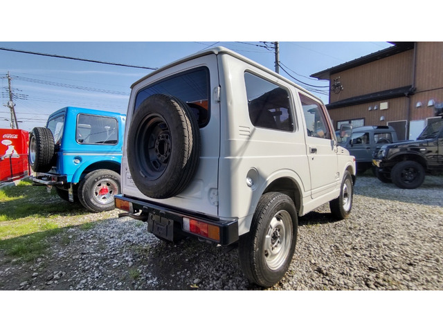 中古車 スズキ ジムニー バン Ha 4wd カスタム初心者にもオススメな一台です の中古車詳細 75 700km ホワイト 埼玉県 50万円 中古車情報 中古車検索なら 車選びドットコム 車選び Com 中古車 スズキ ジムニー バン Ha 4wd カスタム初心者にもオススメな一台です の中古車詳細 75 700km ホワイト 埼玉県 50万円 中古車情報 中古車検索なら 車選びドットコム 車選び Com