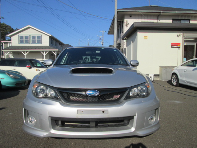 中古車 スバル インプレッサハッチバックsti 2 5 Wrx Aライン 4wd 自社ローン可 Wrx Sti Aライン の中古車詳細 156 550km シルバー 東京都 77万円 中古車情報 中古車検索なら 車選びドットコム 車選び Com