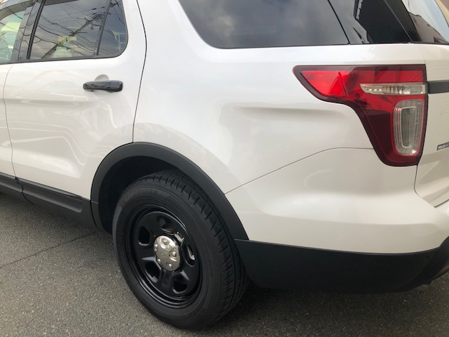 中古車 フォード エクスプローラー Xlt エコブースト 検令和4年2月ポリスインターセプター仕様 の中古車詳細 90 100km ホワイトプラチナム 福岡県 199万円 中古車情報 中古車検索なら 車選びドットコム 車選び Com