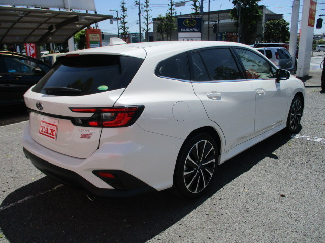 中古車 スバル レヴォーグ 1 8 Sti スポーツ Ex 4wd Lac Qn の中古車詳細 登録済未使用車 7km走行 パールホワイト 東京都 Sold Out 中古車情報 中古車検索なら 車選びドットコム 車選び Com