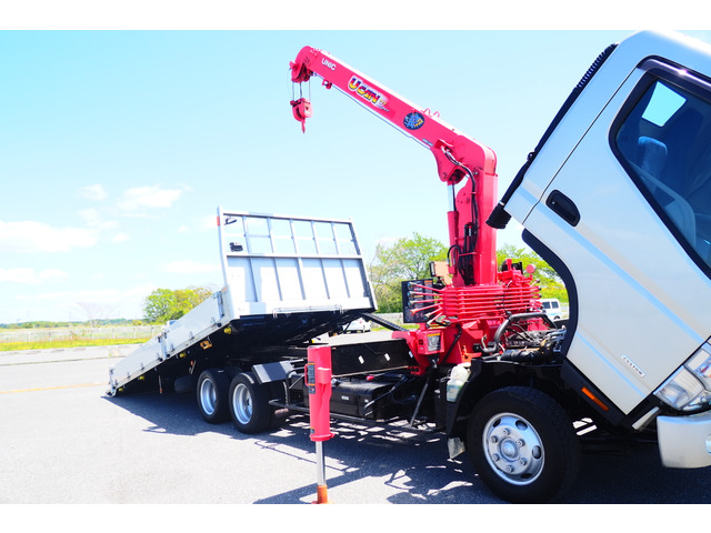 中古車 三菱ふそう キャンター 車載車 クレーン付セーフティーローダー ラジコン の中古車詳細 26 7km ゴールド 栃木県 814万円 中古車情報 中古車検索なら 車選びドットコム 車選び Com