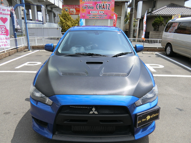 中古車 三菱 ランサーエボリューション 2 0 Gsr X 4wd ターボ ボンネットラッピング フルエアロ の中古車詳細 90 000km ブルー 岡山県 169万円 中古車情報 中古車検索なら 車選びドットコム 車選び Com