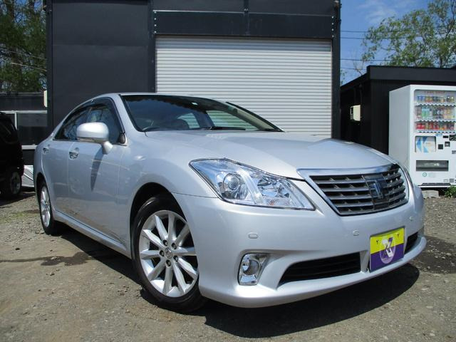 中古車情報 トヨタ クラウン 3 0 ロイヤルサルーン I Four 4wd ワンオーナー あり の中古車詳細 走行距離 7 7万km カラー シルバーm 販売地域 北海道札幌市北区 中古車を探すなら Carme カーミー 中古車