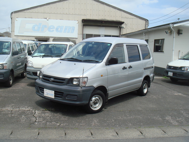 中古車 トヨタ タウンエースバン 1 8 Gl ワンオーナー車両 の中古車詳細 68 0km シルバー 茨城県 58万円 中古車情報 中古車検索なら 車選びドットコム 車選び Com