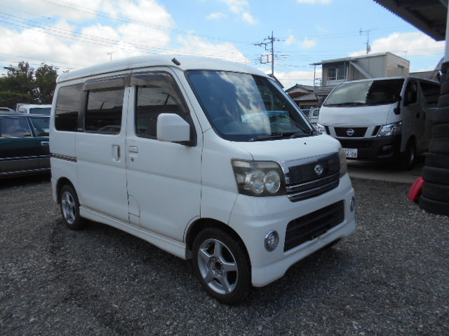 中古車 ダイハツ アトレーワゴン カスタムターボrs ブラックエディション ターボ付き の中古車詳細 185 793km パールホワイト 群馬県 18 9万円 中古車情報 中古車検索なら 車選びドットコム 車選び Com