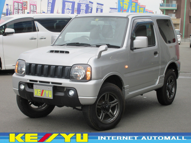 中古車 スズキ ジムニー Xg 4wd 4wd 1オーナー 禁煙車 リフトアップ の中古車詳細 18 305km シルバー 岩手県 129 9万円 中古車情報 中古車検索なら 車選びドットコム 車選び Com