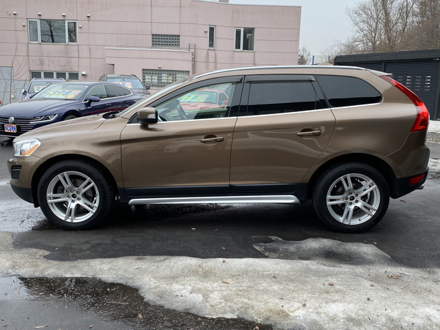 中古車情報 ボルボ Xc60 T6 Se Awd 4wd 修復歴無し の中古車詳細 走行距離 11 8万km カラー ブロンズ 販売地域 北海道小樽市 中古車を探すなら Carme カーミー 中古車