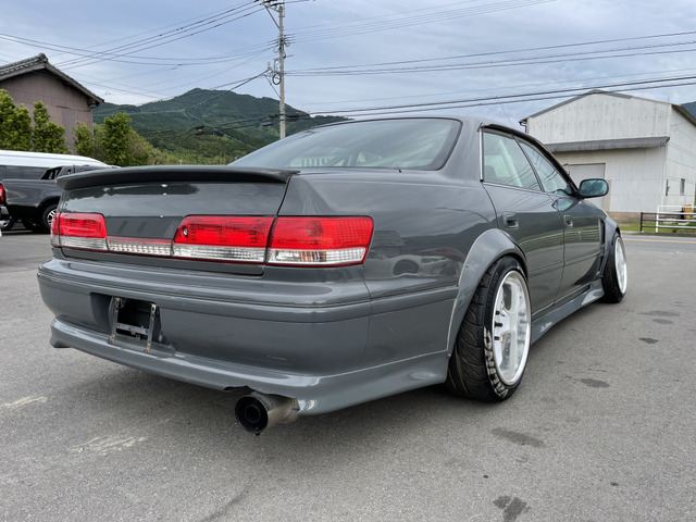 中古車 トヨタ マークii 2 5 ツアラーv の中古車詳細 108 546km グレー 福岡県 248万円 中古車情報 中古車検索なら 車選びドットコム 車選び Com