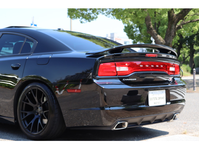 中古車 ダッジ チャージャー R T 新車並行 Hemi5 7 走行証明書付き の中古車詳細 26 000km ブラック 愛知県 398万円 中古車情報 中古車検索なら 車選びドットコム 車選び Com