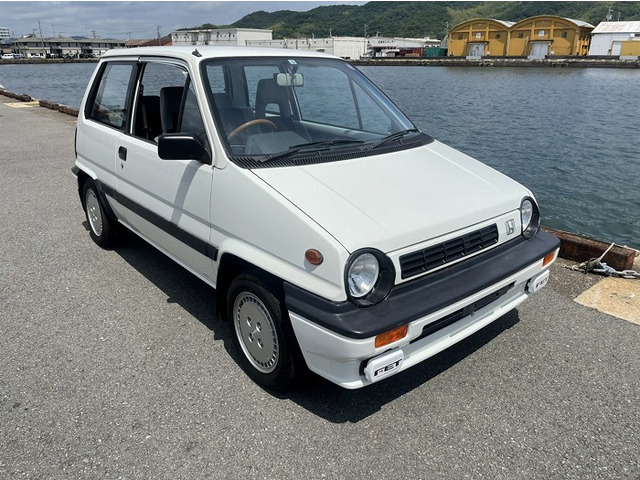 中古車 ホンダ シティ R 5速 クーラー E 後期 の中古車詳細 102 000km ホワイト 徳島県 149 6万円 中古車 情報 中古車検索なら 車選びドットコム 車選び Com