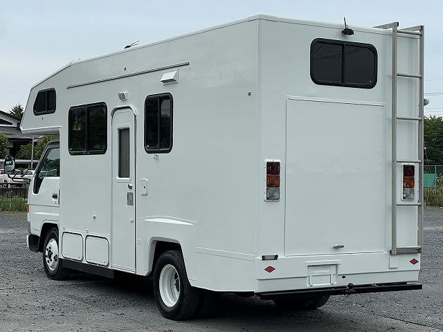 中古車 トヨタ ダイナ キャンピング車 定員9人 コンロシンク サブバッテリー の中古車詳細 131 599km ホワイト 茨城県 Sold Out 中古車情報 中古車検索なら 車選びドットコム 車選び Com