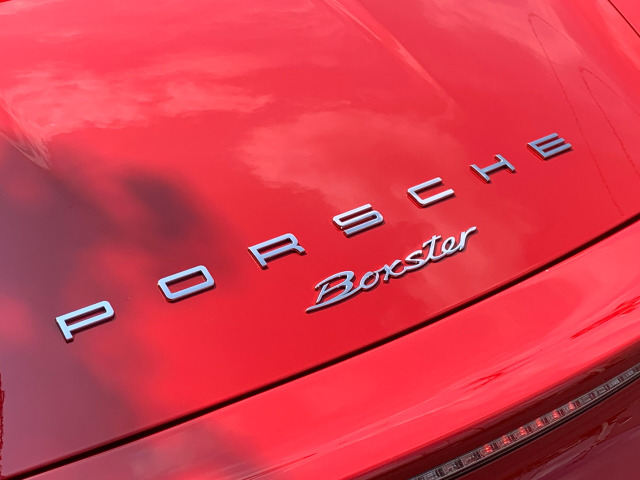 中古車 ポルシェ ボクスター 2 7 Pdk 弊社ユーザー買取 スポーツシャーシ ナビ の中古車詳細 24 000km ガーズレッド 奈良県 575万円 中古車情報 中古車検索なら 車選びドットコム 車選び Com