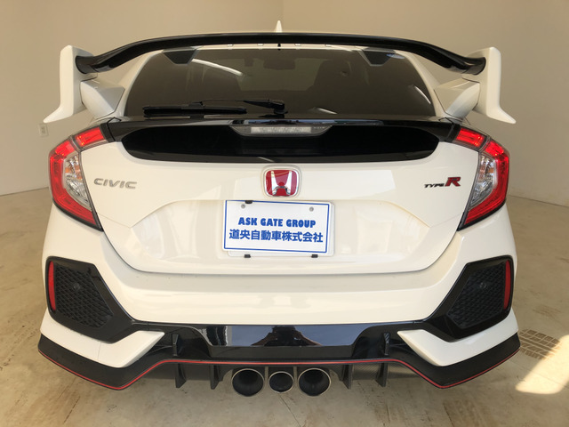 中古車 ホンダ シビックタイプr 2 0 ワンオーナー の中古車詳細 28 640km ホワイト 北海道 465万円 中古車情報 中古車検索なら 車選びドットコム 車選び Com