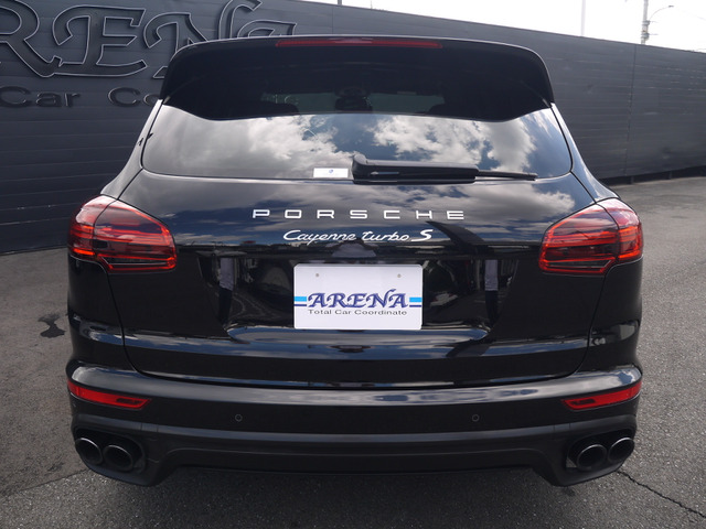 中古車 ポルシェ カイエン ターボ S ティプトロニックs 4wd スポーツクロノ Pccb 赤革 ドラレコ の中古車詳細 135 700km ジェットブラックm 東京都 538万円 中古車情報 中古車検索なら 車選びドットコム 車選び Com