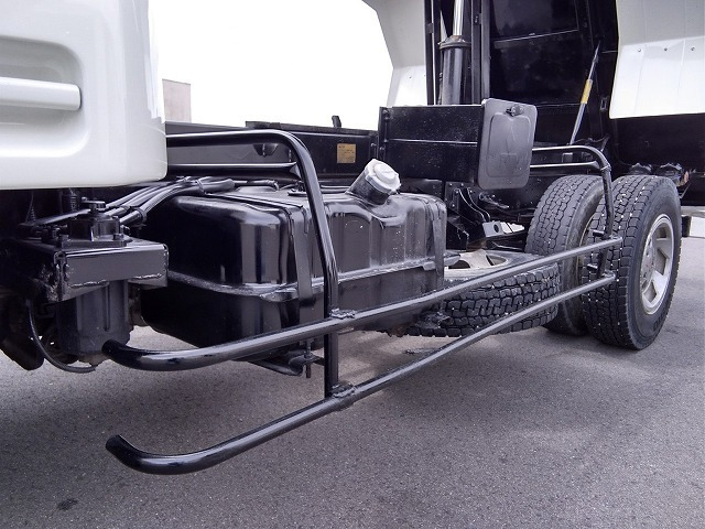 中古車 三菱ふそう ファイター ダンプ 土砂ダンプ 4トンダンプ 4tダンプ の中古車詳細 295 136km ホワイト 兵庫県 239 8万円 中古車情報 中古車検索なら 車選びドットコム 車選び Com