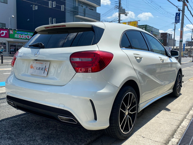 メルセデス・ベンツ Aクラス AMG45ルックエアロ 18インチホイル