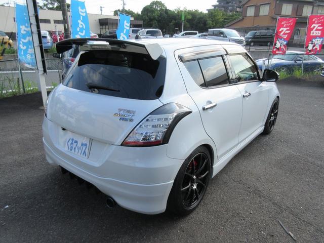 中古車 スズキ スイフト 1 2 Rs Rs 柿本マフラー Tein車高調 社外テールランプ スマートキー クルコン の中古車詳細 150 000km スノーホワイトパール 愛知県 40万円 中古車情報 中古車検索なら 車選びドットコム 車選び Com