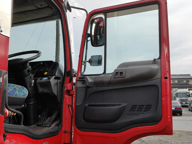 中古車 日野 スーパードルフィン トレーラーヘッド 煙突マフラー V8ツインターボ の中古車詳細 1 199 599km レッド 埼玉県 162 8万円 中古車情報 中古車検索なら 車選びドットコム 車選び Com 中古車 日野 スーパードルフィン トレーラーヘッド 煙突マフラー V8ツインターボ の中古車詳細 1 199 599km レッド 埼玉県 162 8万円 中古車情報 中古車検索なら 車選びドットコム 車選び Com