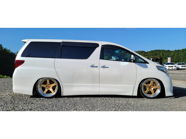 中古車 トヨタ アルファード エアサス インチ ブレーキ の中古車詳細 135 538km パールホワイト 福岡県 128万円 中古車情報 中古車検索なら 車選びドットコム 車選び Com