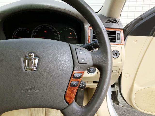 中古車 トヨタ クラウン 3.0 ロイヤルサルーン ワンオーナー ユーザー 