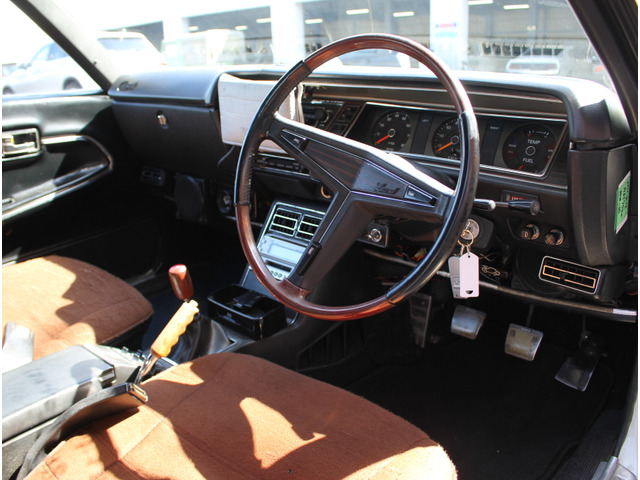 日産 ローレル SGX P/S P/W オリジナル車両 | 在庫車両一覧