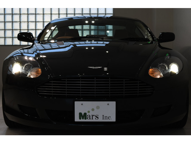 中古車 アストンマーティン Db9 5 9 正規d車 有償カラー 赤キャリ シートh の中古車詳細 11 000km ギリーズグリーン 東京都 750万円 中古車情報 中古車検索なら 車選びドットコム 車選び Com