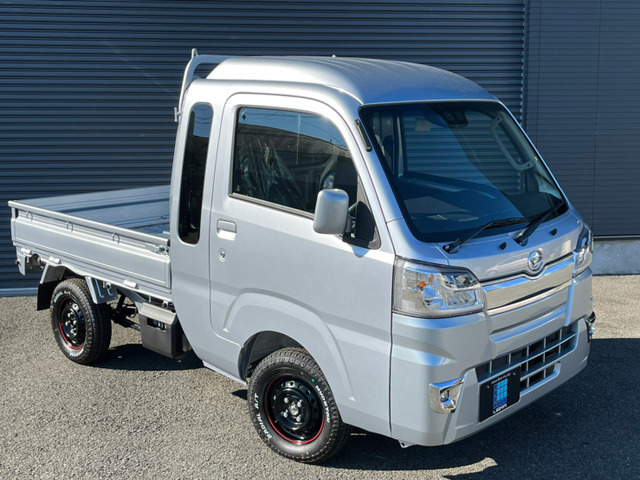 中古車リース ダイハツ ハイゼットトラック ジャンボ Saiiit 4wd 即納可能車両ハイゼットジャンボ入荷 21年式 17km シルバー 東京都 ユズカリ